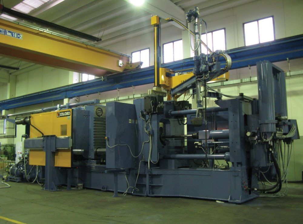 cold-chamber-machine